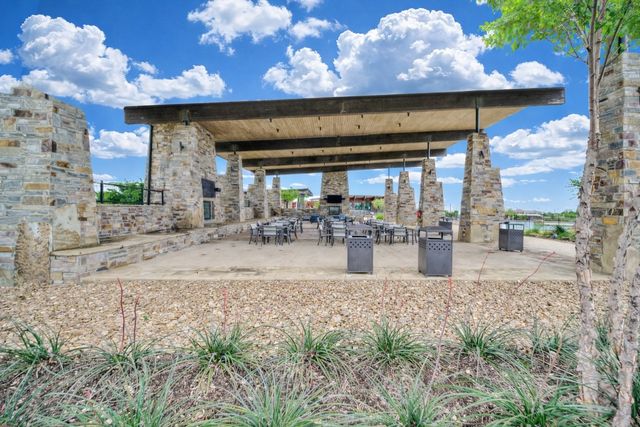 9733 Tinsley Street, Aubrey, TX 76227