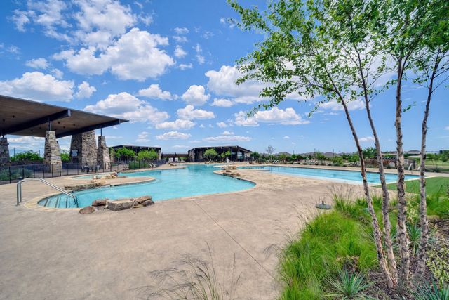 9733 Tinsley Street, Aubrey, TX 76227