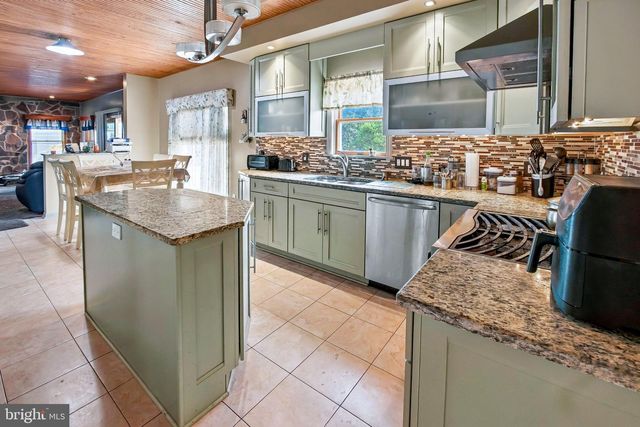 3056 JACKSON RD, Williamstown, NJ 08094
