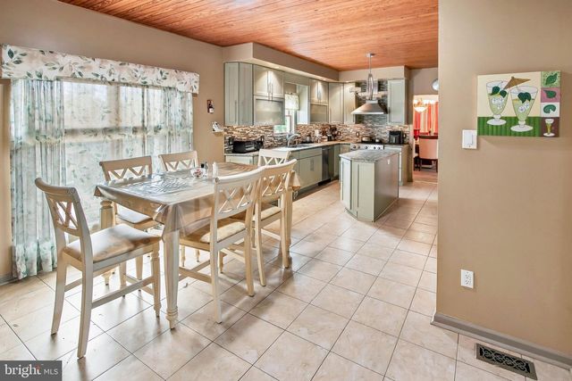 3056 JACKSON RD, Williamstown, NJ 08094