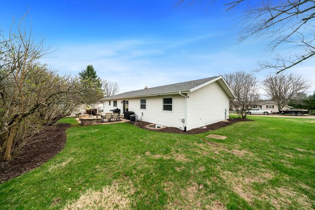 109 N 13th Street, Oregon, IL 61061