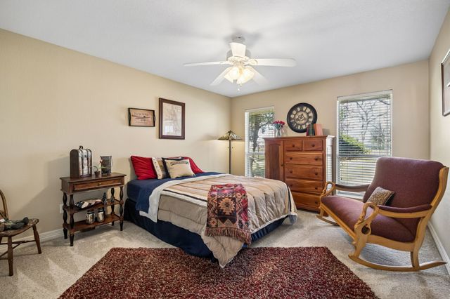 5704 Nutcracker Drive, Granbury, TX 76049