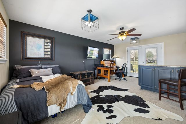 5704 Nutcracker Drive, Granbury, TX 76049