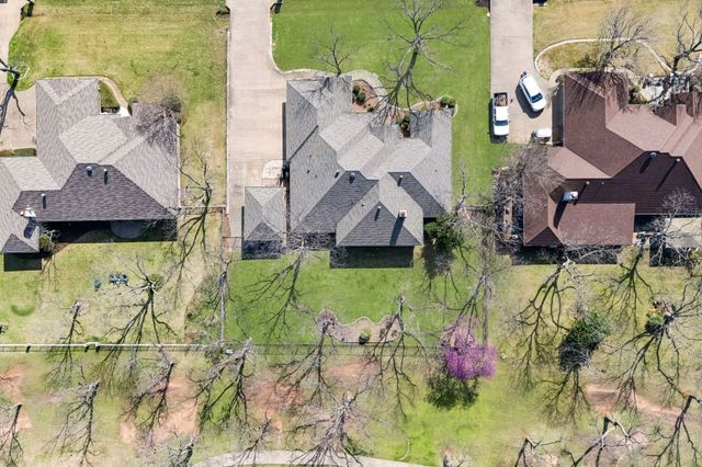 5704 Nutcracker Drive, Granbury, TX 76049