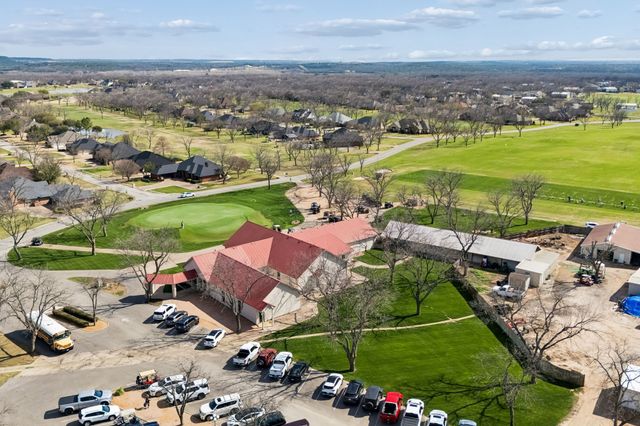 5704 Nutcracker Drive, Granbury, TX 76049