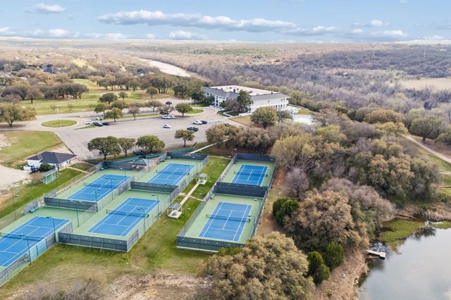 5704 Nutcracker Drive, Granbury, TX 76049