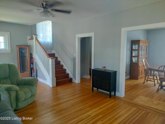 1206 Bourbon Ave, Louisville, KY 40213