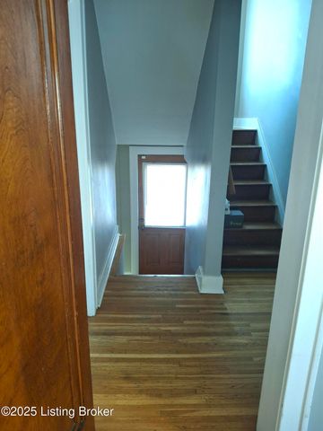1206 Bourbon Ave, Louisville, KY 40213
