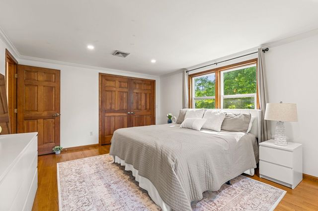 29 Harris Road, Windham, NH 03087