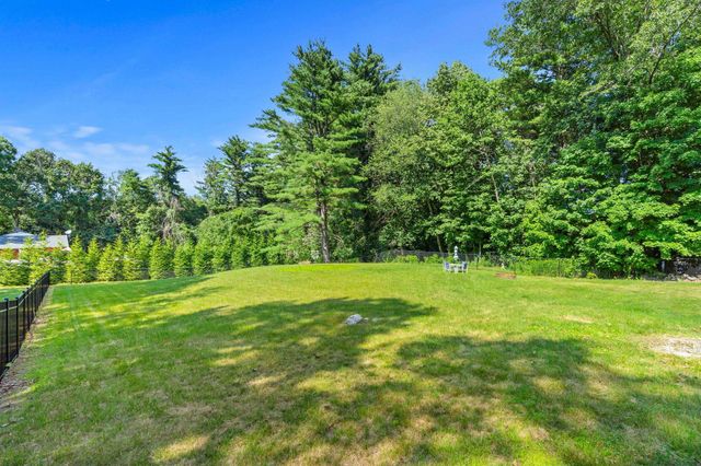 29 Harris Road, Windham, NH 03087