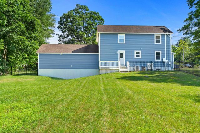 29 Harris Road, Windham, NH 03087