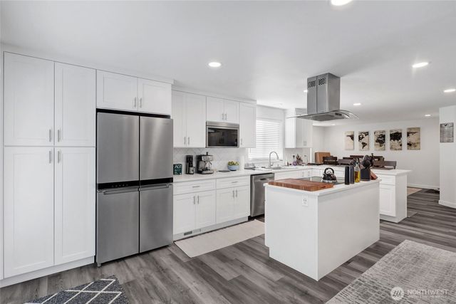3320 E Montgomery Street, Mount Vernon, WA 98274