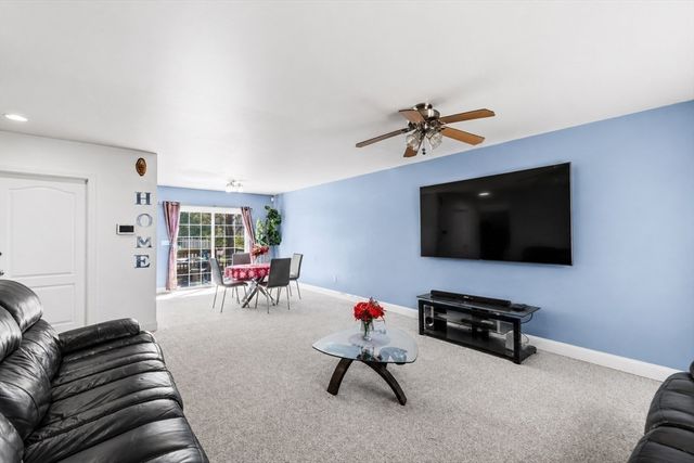 563 Woodman St, Fall River, MA 02724