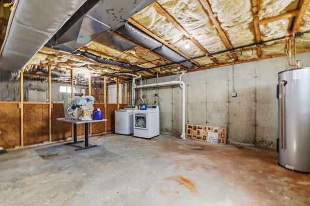 563 Woodman St, Fall River, MA 02724