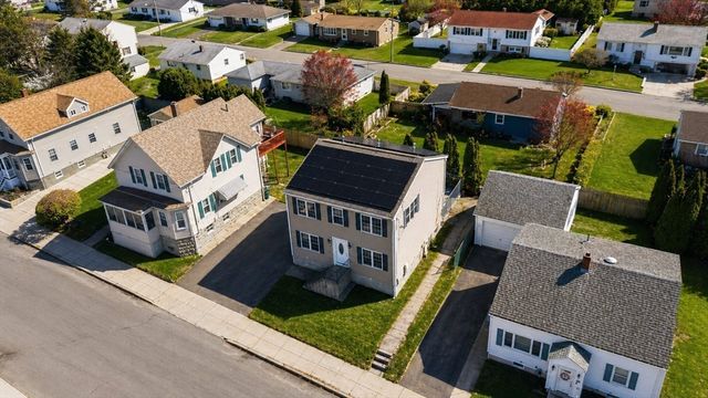563 Woodman St, Fall River, MA 02724