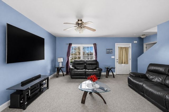 563 Woodman St, Fall River, MA 02724