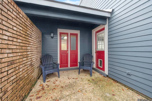 1329 Harwich Dr, Baton Rouge, LA 70820