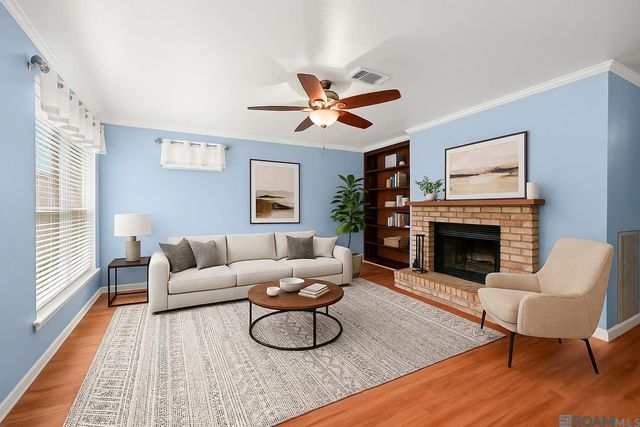 1329 Harwich Dr, Baton Rouge, LA 70820