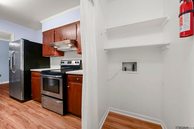 1329 Harwich Dr, Baton Rouge, LA 70820