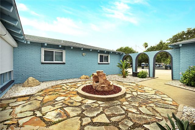 3306 Bali Dr, Corpus Christi, TX 78418