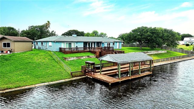 3306 Bali Dr, Corpus Christi, TX 78418