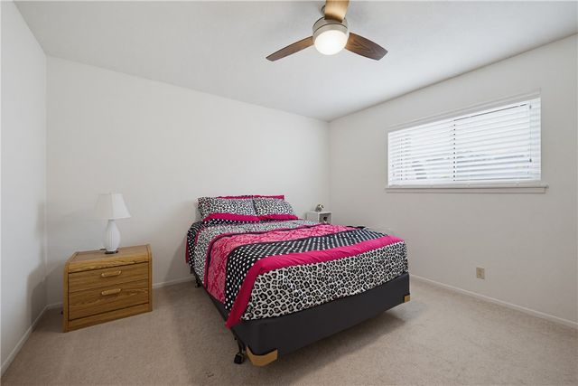 3306 Bali Dr, Corpus Christi, TX 78418