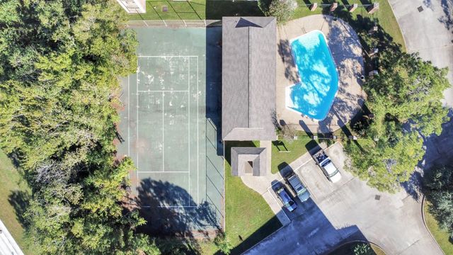 2501 Gulf Freeway 250D, Dickinson, TX 77539