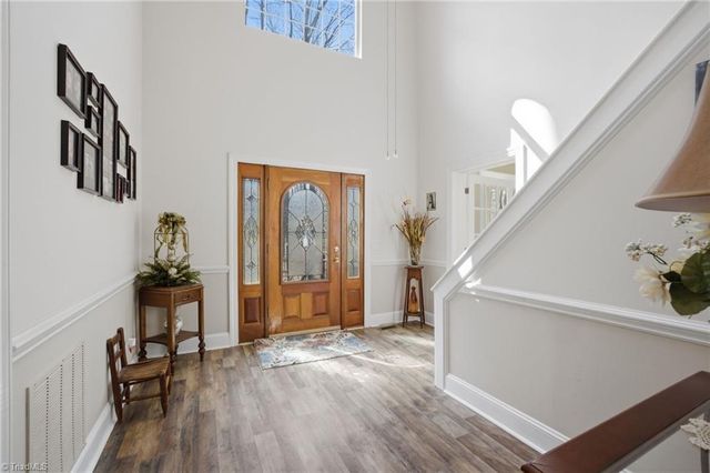 1100 Woodridge Lane, Yadkinville, NC 27055