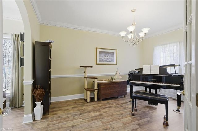 1100 Woodridge Lane, Yadkinville, NC 27055