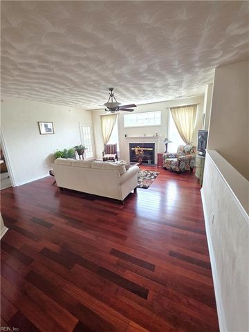 2818 Rose Garden WAY, Virginia Beach, VA 23456