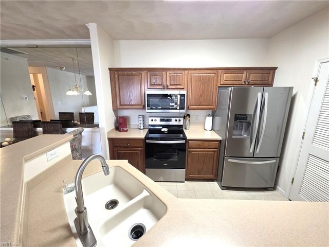 2818 Rose Garden WAY, Virginia Beach, VA 23456