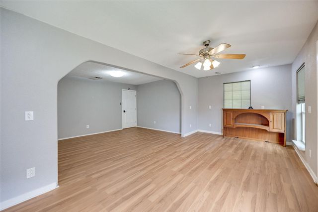 1807 Briar Hill DR A & B, Austin, TX 78741