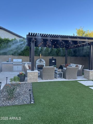 4083 S DEBRA Drive, Gilbert, AZ 85297