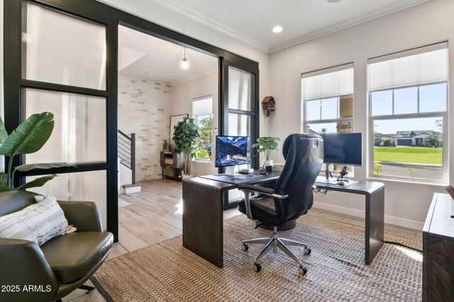 4083 S DEBRA Drive, Gilbert, AZ 85297