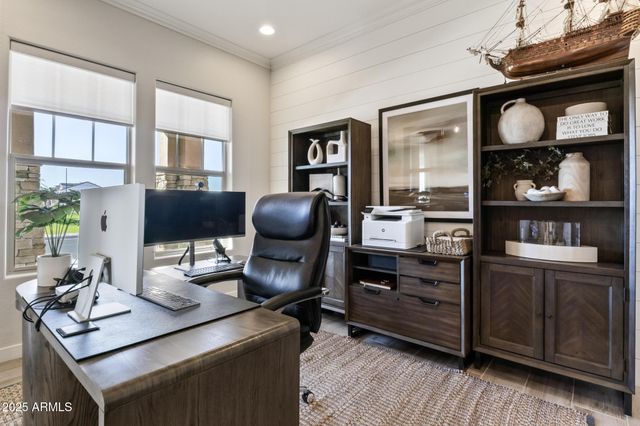 4083 S DEBRA Drive, Gilbert, AZ 85297