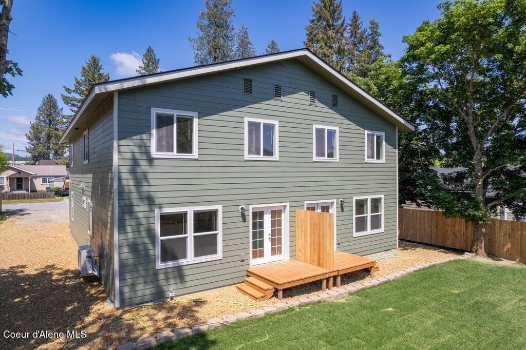 34 E Jefferson AVE, Priest River, ID 83856 photo 4