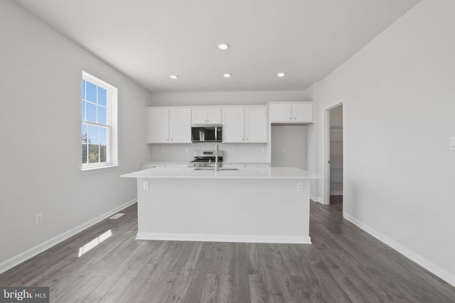 3048 MARTHA WAY, Pennsburg, PA 18073