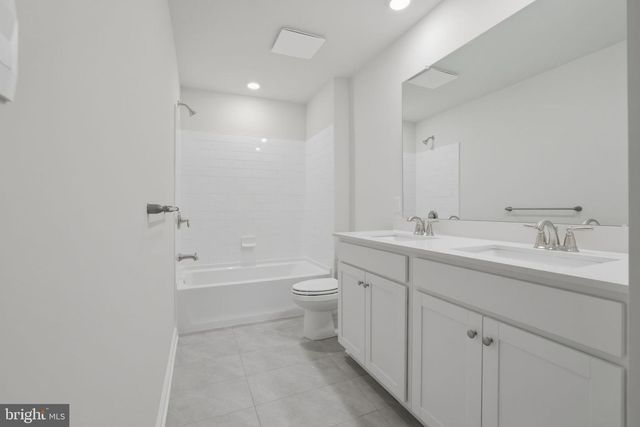 3048 MARTHA WAY, Pennsburg, PA 18073