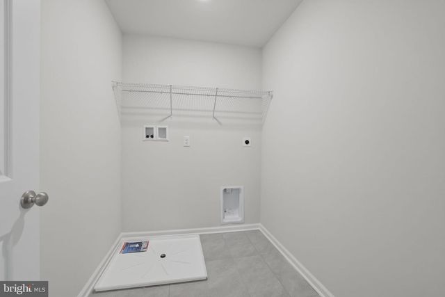 3048 MARTHA WAY, Pennsburg, PA 18073