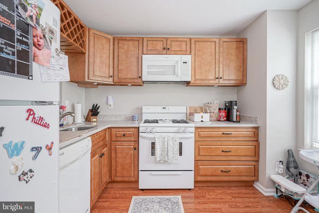 2207 TANGLEWOOD CT, Sewell, NJ 08080