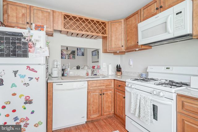 2207 TANGLEWOOD CT, Sewell, NJ 08080