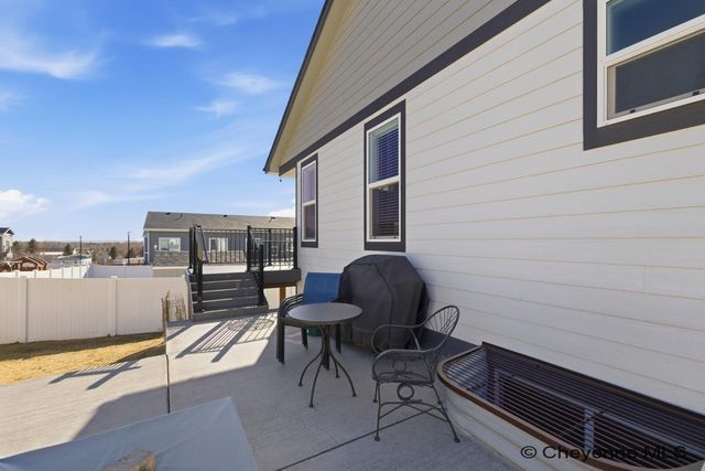 5237 SHADOW ROCK DRIVE, Cheyenne, WY 82009