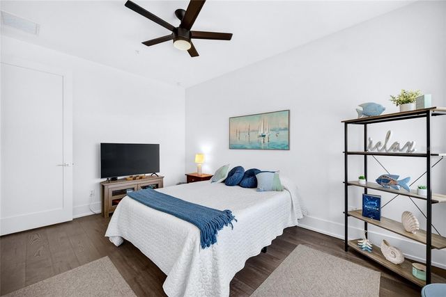 2187 MAIN STREET, Sarasota, FL 34237