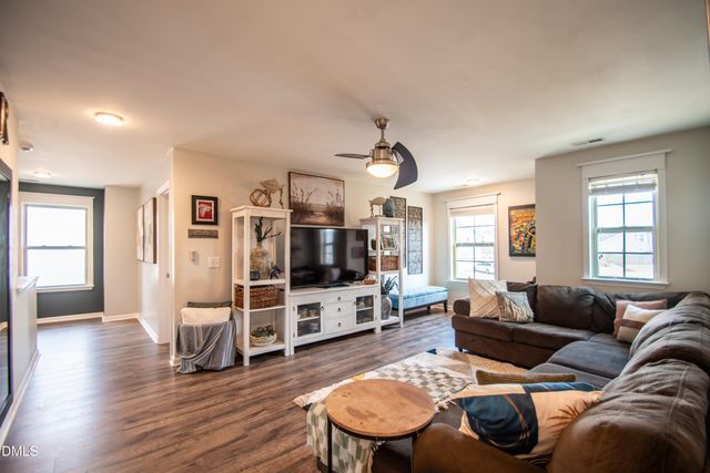 1004 Ledgemont Court, Fuquay Varina, NC 27526