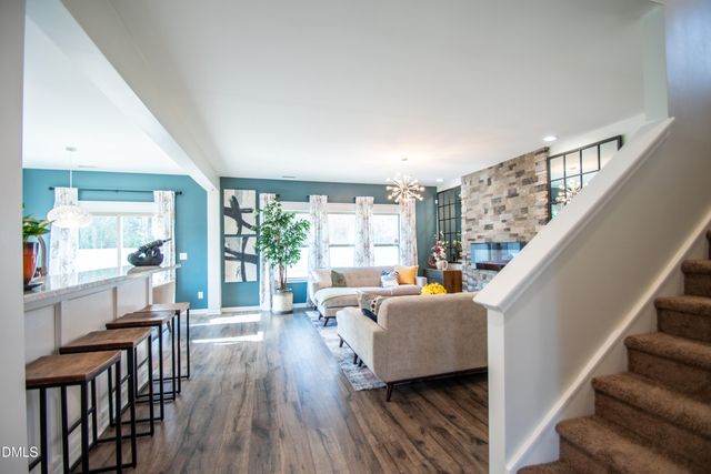 1004 Ledgemont Court, Fuquay Varina, NC 27526