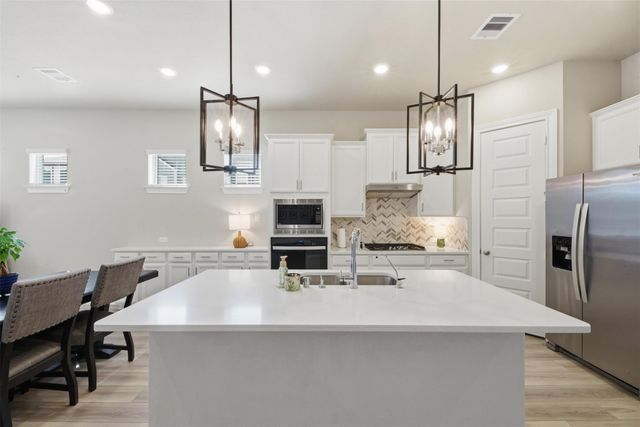 2406 Driftwood Trail, Kemah, TX 77565