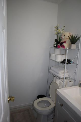 8611 Amblewood Drive, Houston, TX 77099