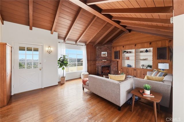 1566 Silverwood, Los Angeles, CA 90041