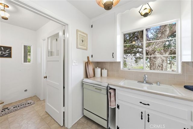 1566 Silverwood, Los Angeles, CA 90041