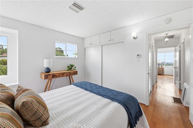 1566 Silverwood, Los Angeles, CA 90041
